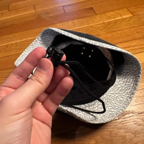 Jordan Bucket Hat - Picture 5 of 7